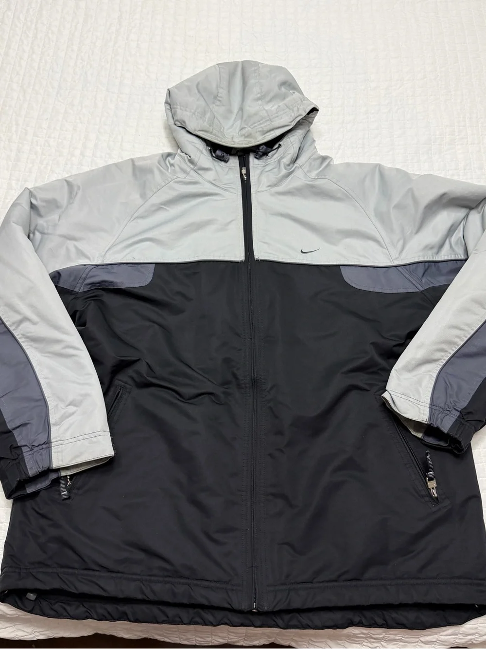Nike Men’s Hooded Fleece Lined Windbreaker Jacket Gray Black XL